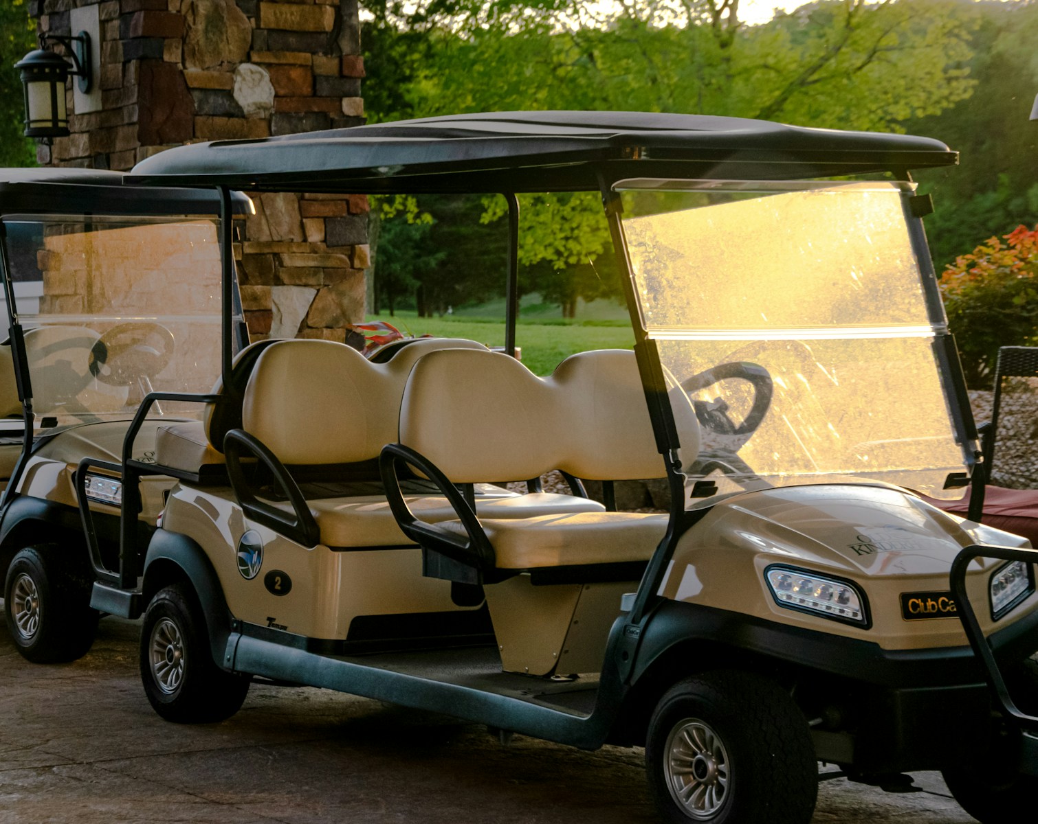 white and black golf cart, toy vehicle